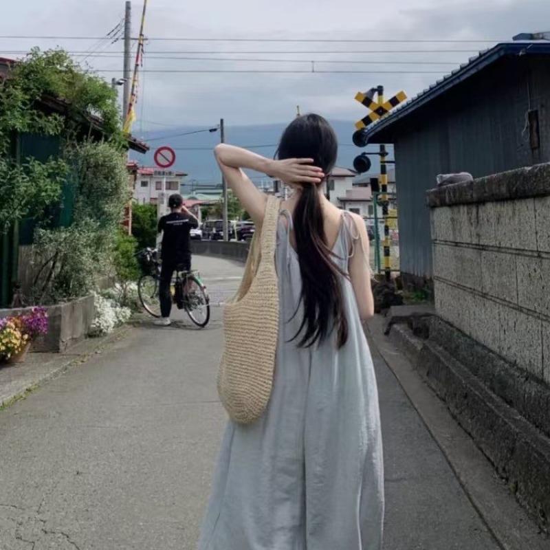Spring and Summer New Straw Bags Women's Seaside Vacation Beach Bags Shoulder Bags Handmade Large-capacity Tote Bags