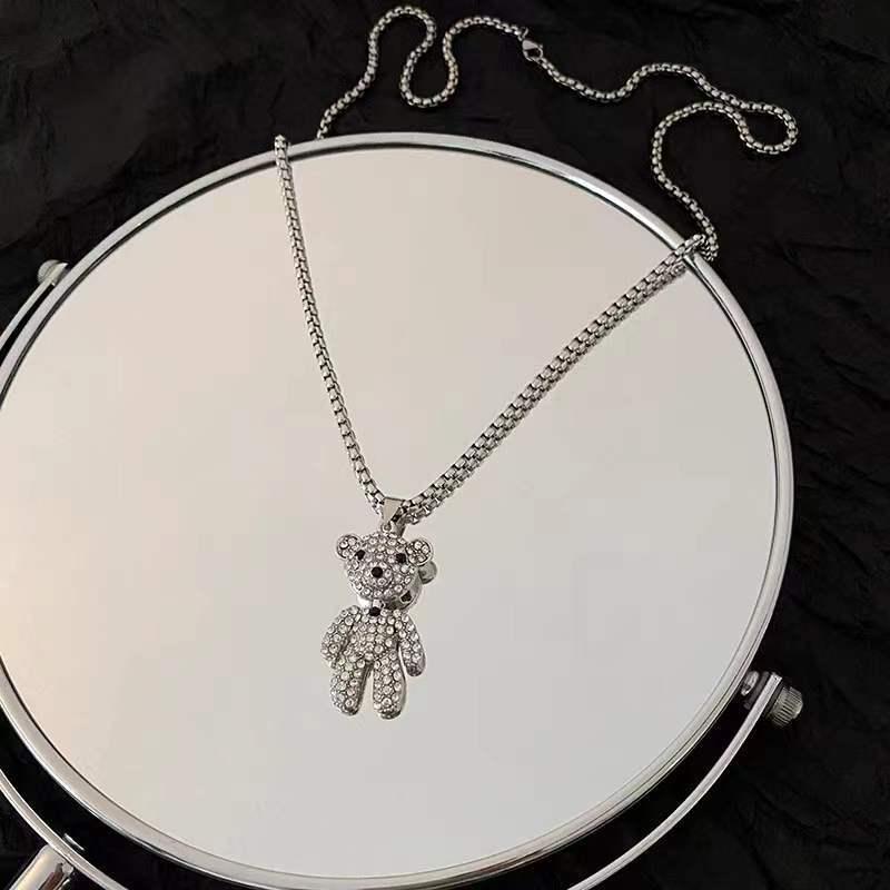 Hip-Hop Titanstål Bjørn Dukke Anheng Halskjeder For Kvinne Vintage Cubic Zirconia Genserkjede Smykker