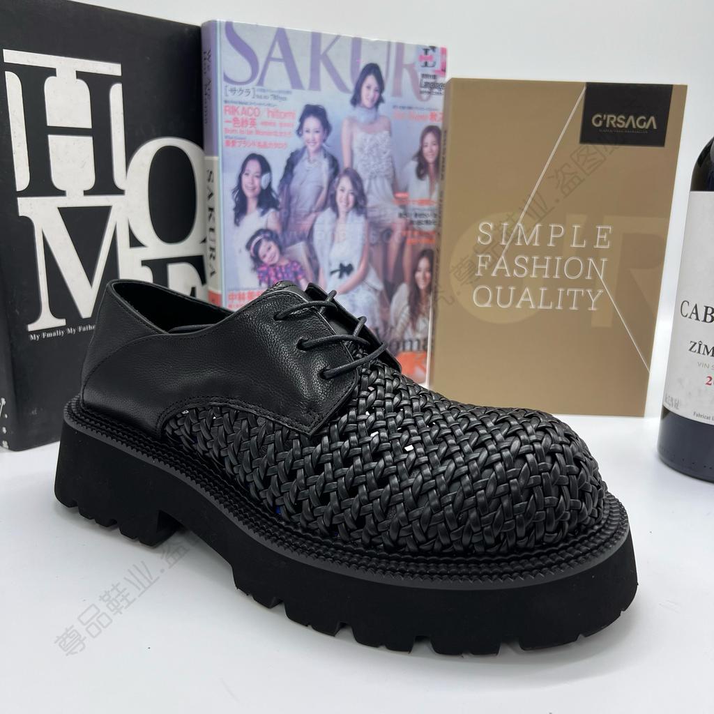 2025 New Derby Shoes Men's Niche High-end Summer Hand-woven Breathable Big Head Leather Shoes Casual Hole Shoes