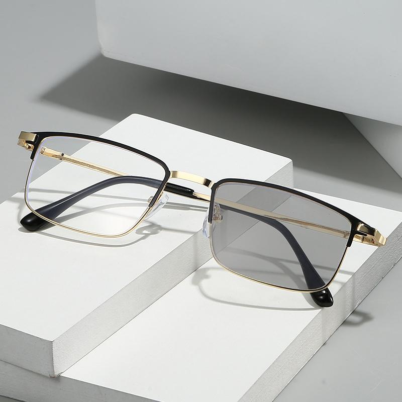 Business Photochromic Myopia Glasses Ultra-Lightweight Comfortable Classic Full-Frame Spectacles Minus Diopter 0 To -4.0