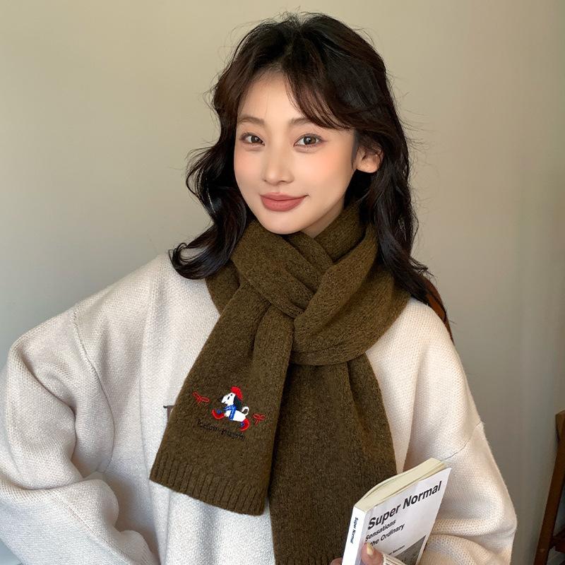 New red scarf women's winter new cute embroidery warm and cold wool Christmas scarf