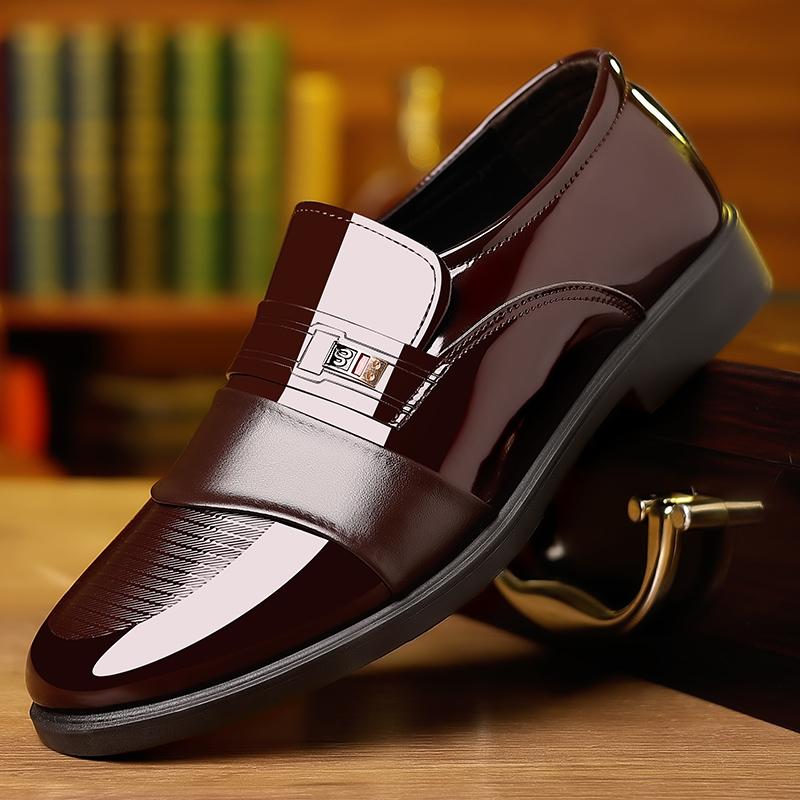 Men's plus-size spring and summer breathable loafers, business casual and fashionable formal men's shoes