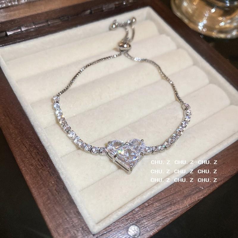 Nuovo Bracciale da Donna Regolabile Placcato Oro Lucido Completamente Intarsiato di Strass Forma a Goccia Moda Bracciale in Zircone Gioiello Regalo