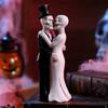 Kissing Skeleton Couple Figurine Wedding Skull Bride And Groom Sculpture Day of The Dead Gothic Resin Statue for Halloween Home Decor
