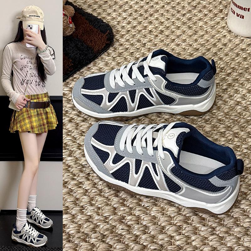 Mesh dad shoes girl 2025 autumn new student sports running shoes fashion casual moral training shoes minimalist board shoes