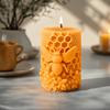 3D Relief Bee Cylindrical Candle Silicone Mold Handmade Honeycomb Pillar Aromatherapy Candle Paste Resin Mold Gift Decoration