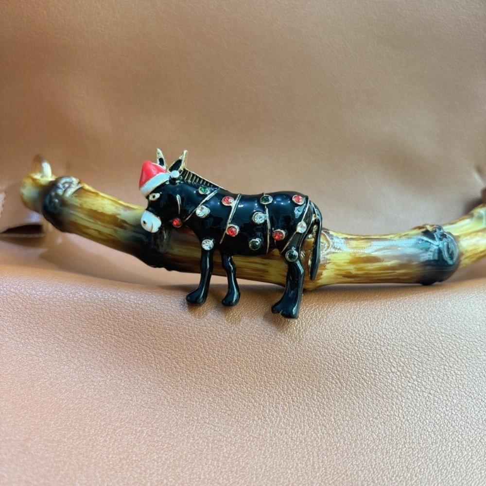 Pearl Christmas Snowman Brooch Santa Claus Sweater Scarf Badge Cute Red Xmas Brooch  New Year Gift