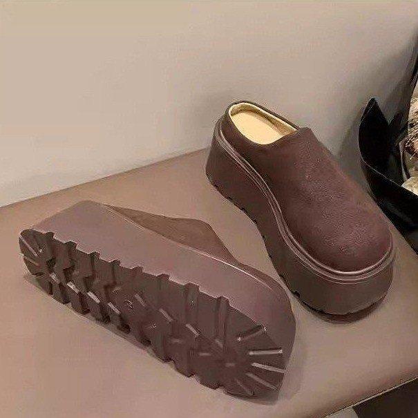 Small man heightening bag head slippers women wear 2025 spring new Internet celebrity ins lazy one pedal casual shoes