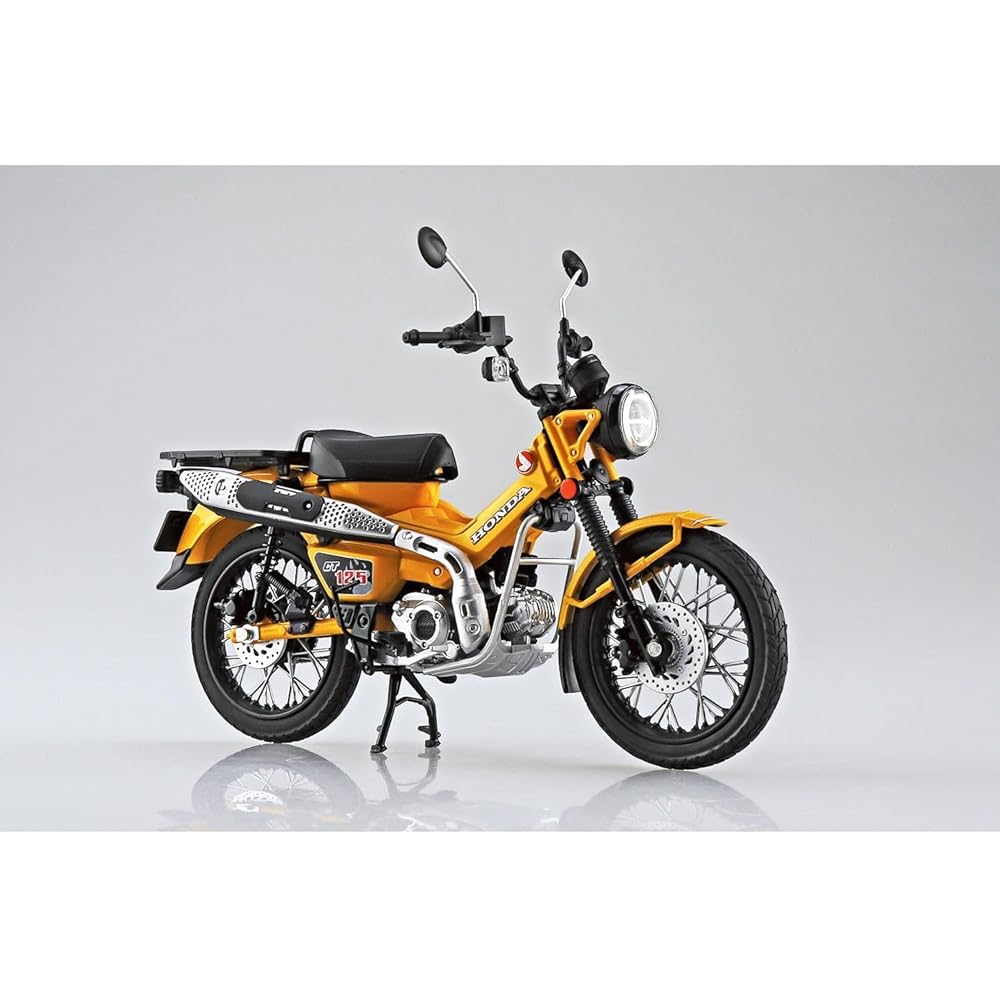 Aoshima Bunka Kyozai (AOSHIMA) Skynet 1/12 Scale Complete Honda CT125 Hunter Cub Turmeric Yellow Motorcycle