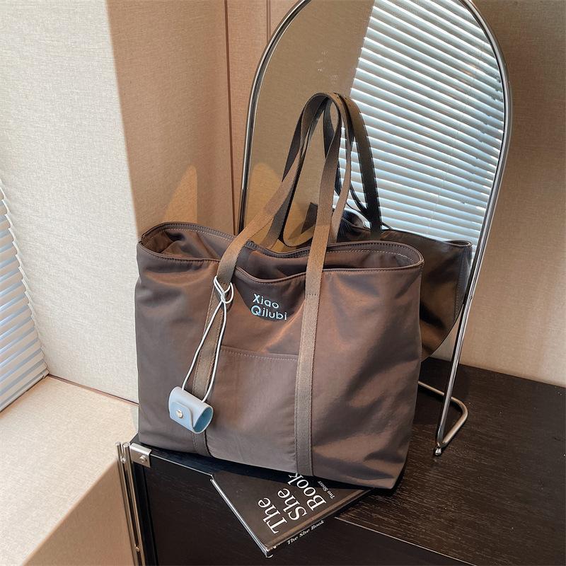 Casual Simple Large-capacity Canvas Bag Women's New Fashionable Versatile Shoulder Tote Bag Class Bag