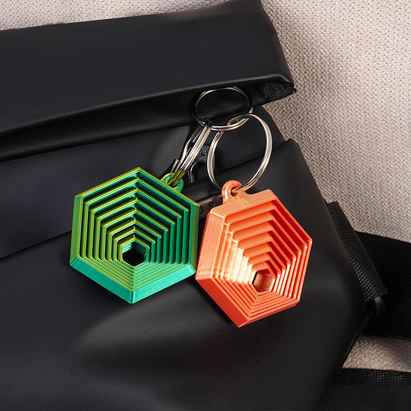1 Piece Couple Key Hook Gift For Friends Creative 3D Printed Hexagon Keychain Can Push-Pull-Rotate Fidget Stress Relief Toy