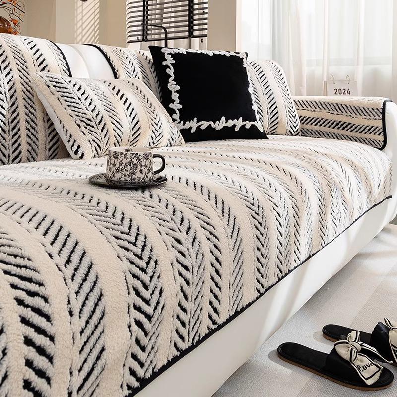 Plush Sofa Cushion Autumn And Winter Advanced Sense Non-Slip Seat Cushion  New Anti-Cat Scratch Warm Sofa Cover Cover Cloth