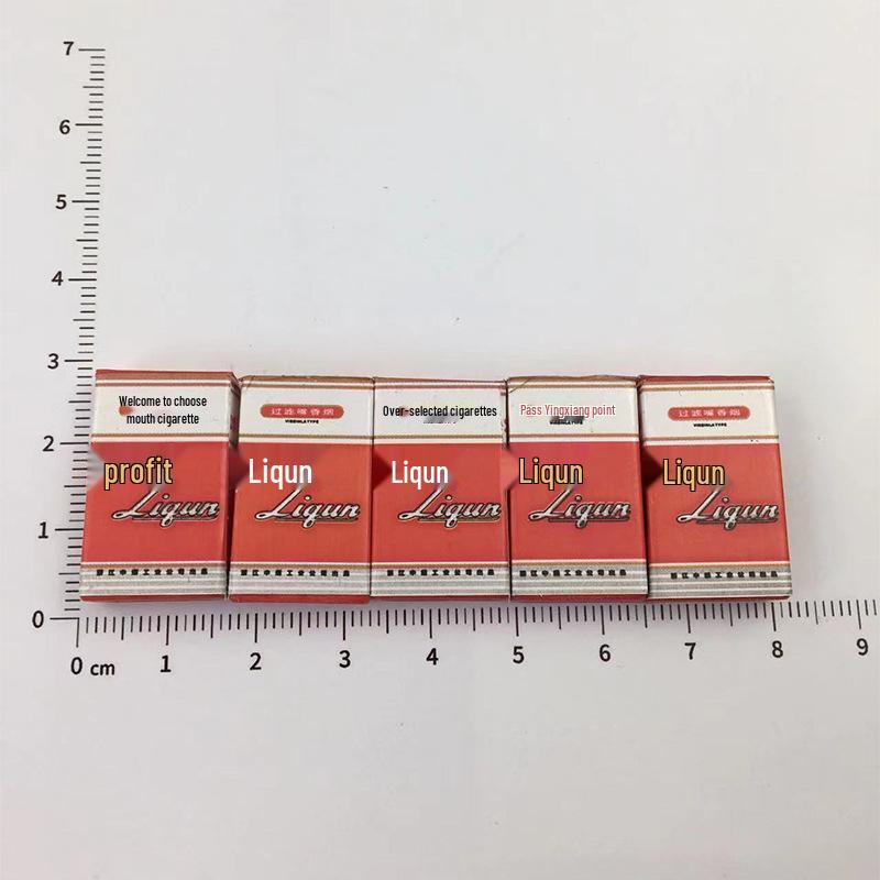 

Миниатюрный смоляной портсигар со сценой микро-ландшафта и магнитами на холодильник