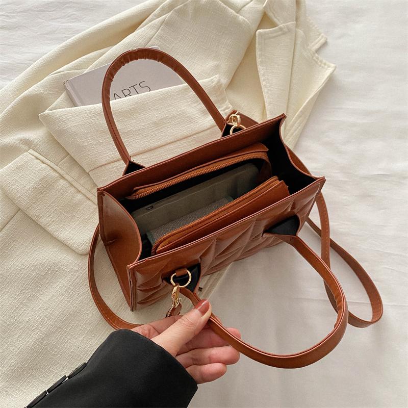 Fashion Leisure Women's Handbag PU Solid Color Quited Design Ladies Shoulder Bag Zipper Female Crossbody Bag For Outings Commute