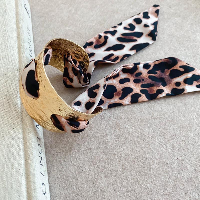Vintage Ethnic Geometric Silk Scarf Print Bangle – Light Luxury Bracelet