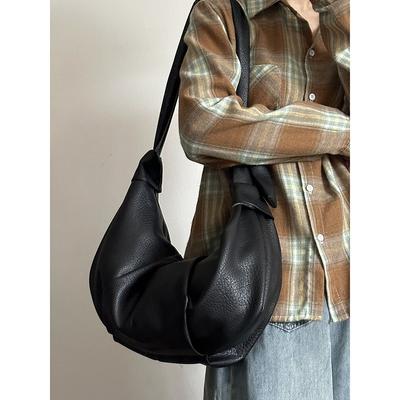New Large-capacity Retro Pleated Dumpling Bag Lazy Style Casual Horn Shoulder Messenger Bag
