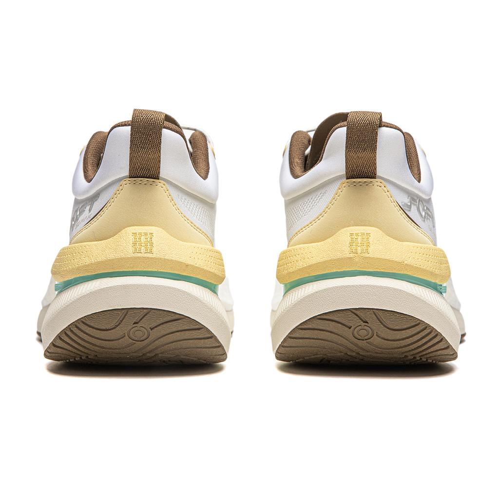 New LiNing SOFT GO Shock Absorbers Slip Resistant Breathable Low Top Casual Shoes Men's Ecru AGLU037-2