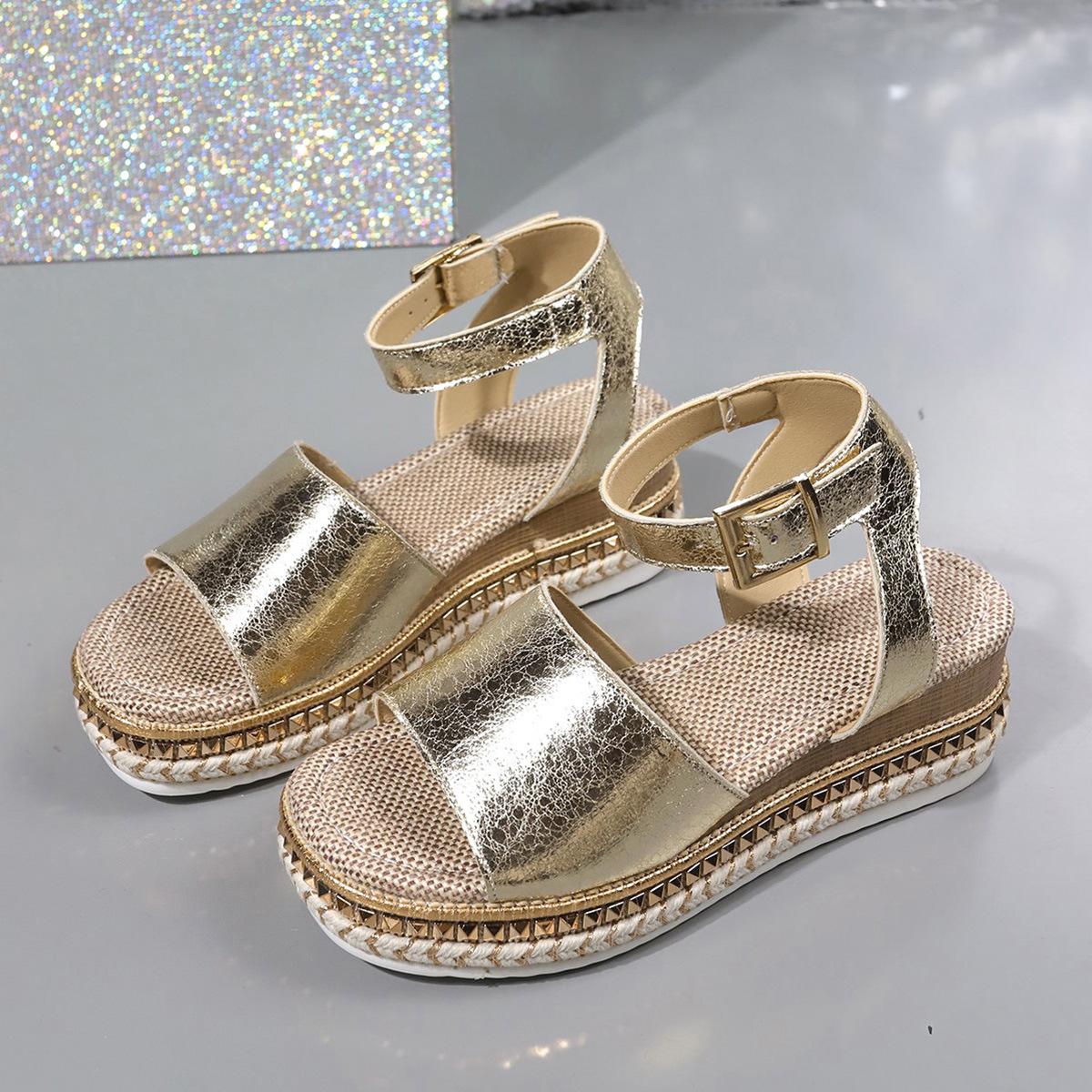 

Large size foreign trade sandals women s summer new thick-soled buckle fashion glossy fish mouth women s sandals 36 золотой