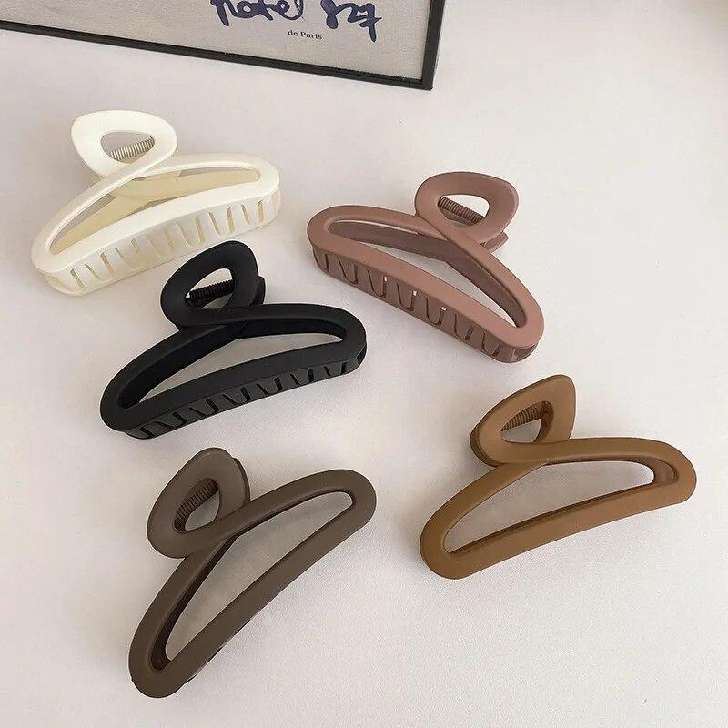 Pinces à cheveux vintage à motif géométrique creux, style crabe et requin, accessoires pour cheveux de fête pour femmes