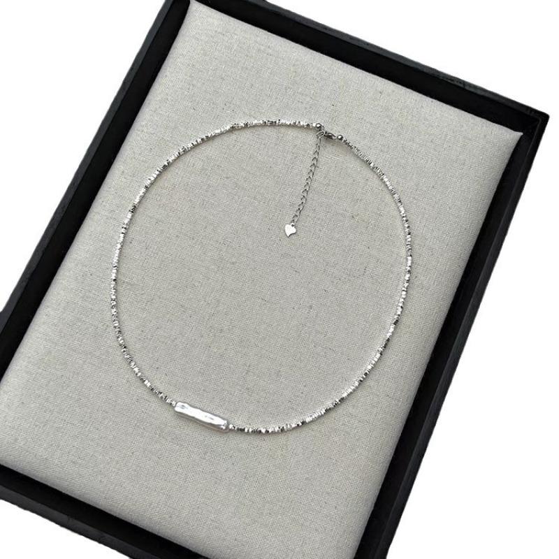 Alien-shaped Freshwater Pearl Small Silver Strip Pearl Necklace, Silver-plated Broken Silver, Luxury Casual Collar Chain