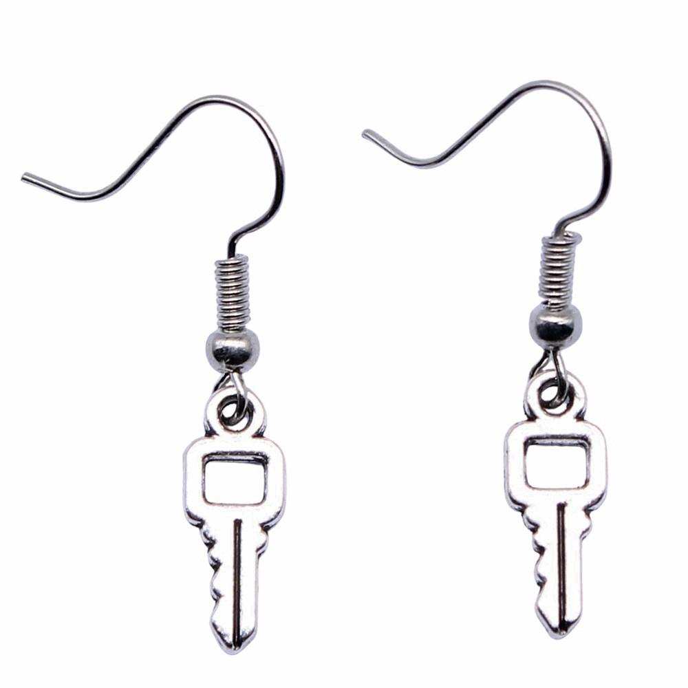 Drop & Dangle Earring Study Sports Minimalist Jewelry ComponentsEarring Size 18x19mm QE029