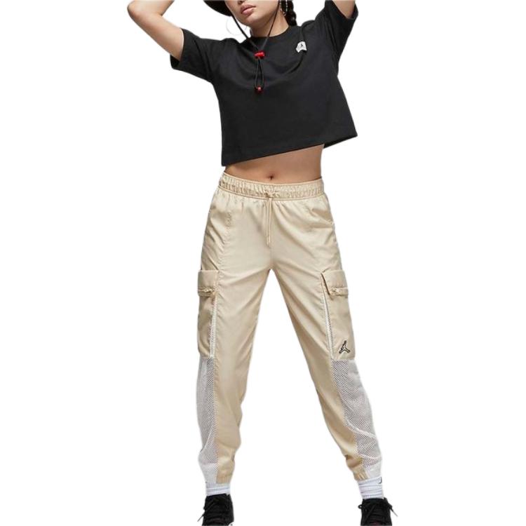 Jordan Essentials Boxy Logo Tee Women Tops Black DO5039-010