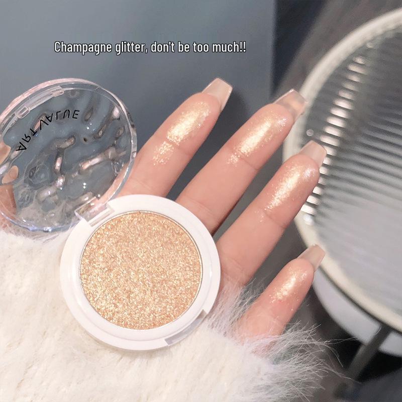 

Палетка хайлайтеров Galaxy Stroll с мелким шиммером - Четыре переливающихся перламутровых оттенка 3.5g