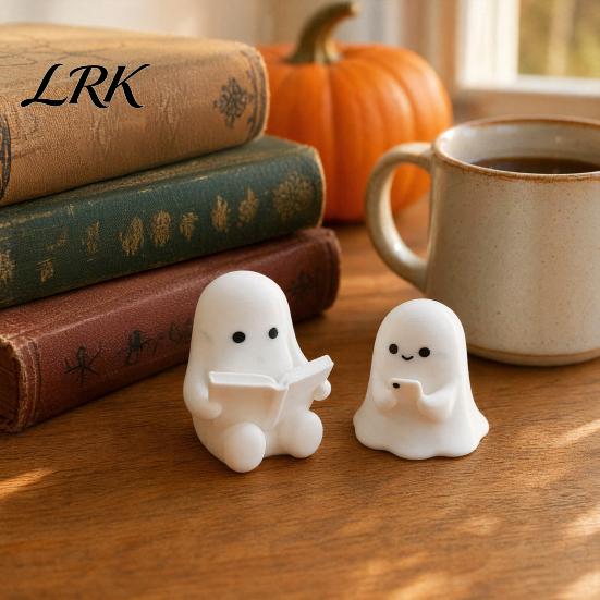 Mobile Phone Ghost Statue 3D Printed Halloween Figurine, Cute Spooky Resin Statue, Funny Desktop Tray PLA Ornament Decor, Tabletop Centerpiece