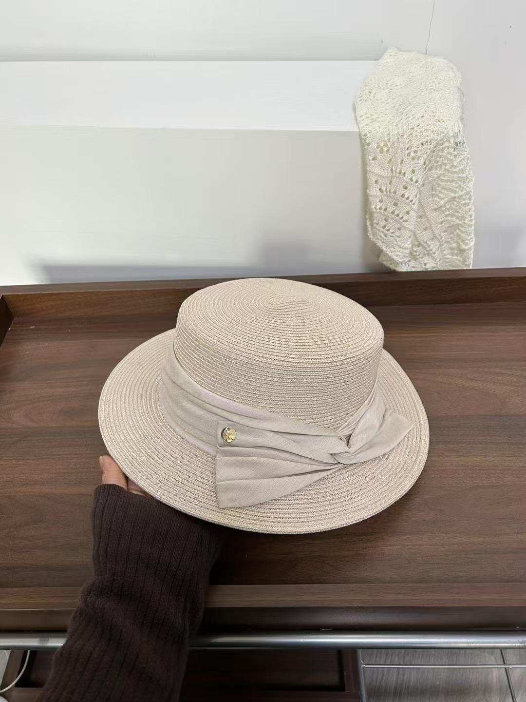 

Элегантная соломенная шляпа с плоским верхом женская весенне-летняя высококачественная дорожная универсальная с бантом повседневная для шопинга солнцезащитная шляпа Adult average size бежевый