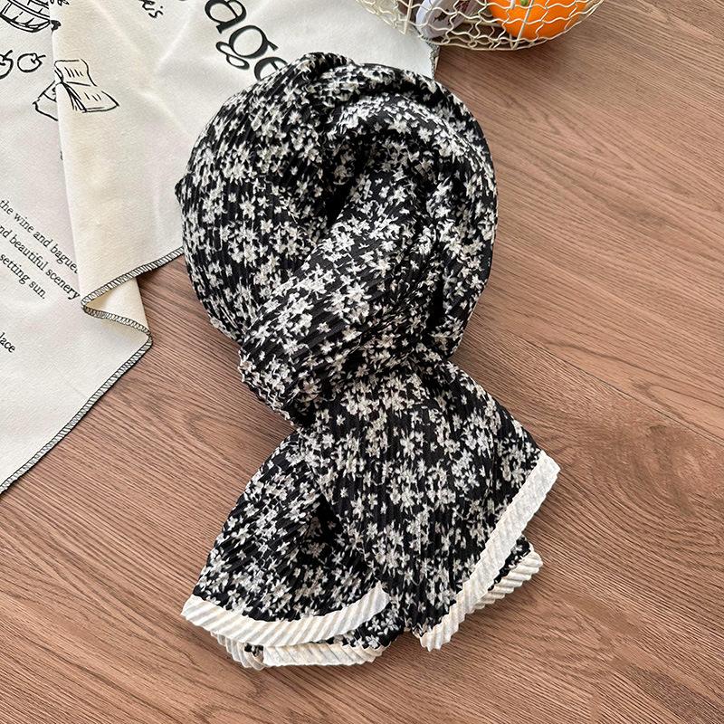 

Small floral pleated cotton and linen scarf women s autumn and winter versatile air-conditioned room neck protection decorative scarf long shawl
