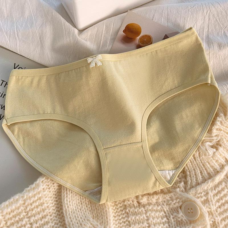 Baumwoll-Damen-Antibakterielle Nahtlose Slips mit mittlerer Taille - Koreanischer & Japanischer Stil: Atmungsaktiv, Einfach, Bequem für Mädchen.