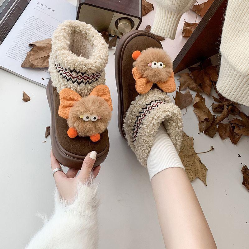 Cute cartoon comfortable snow boots women's season fashion versatile velvet warm short boots children
