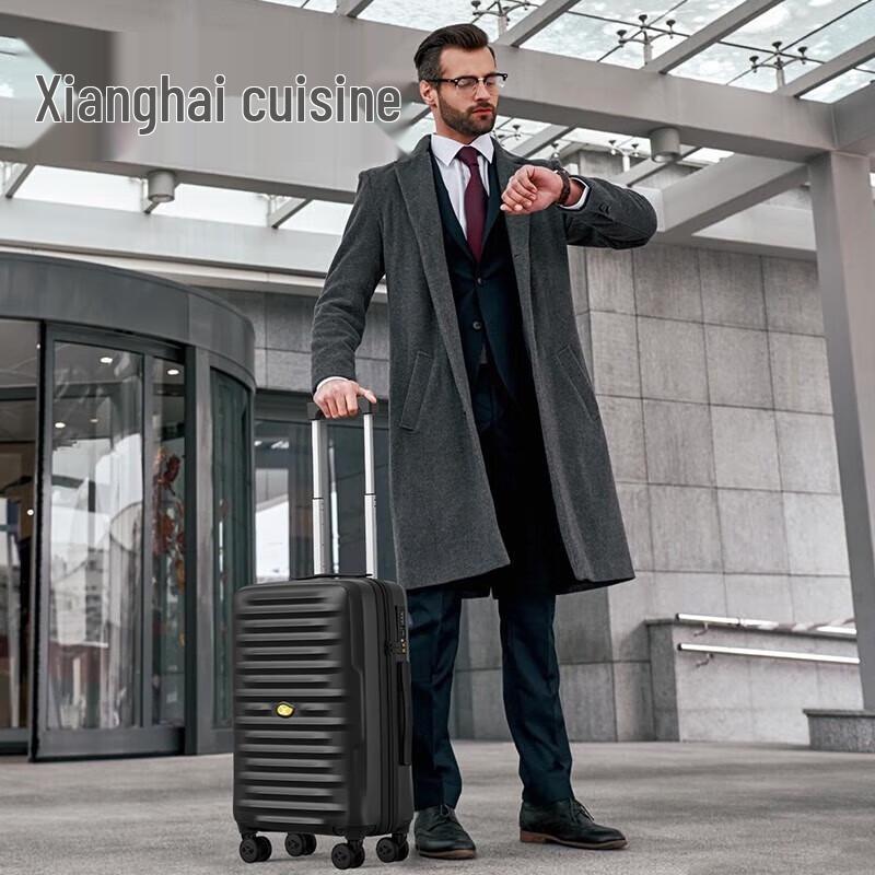 MGOB Spinner Luggage