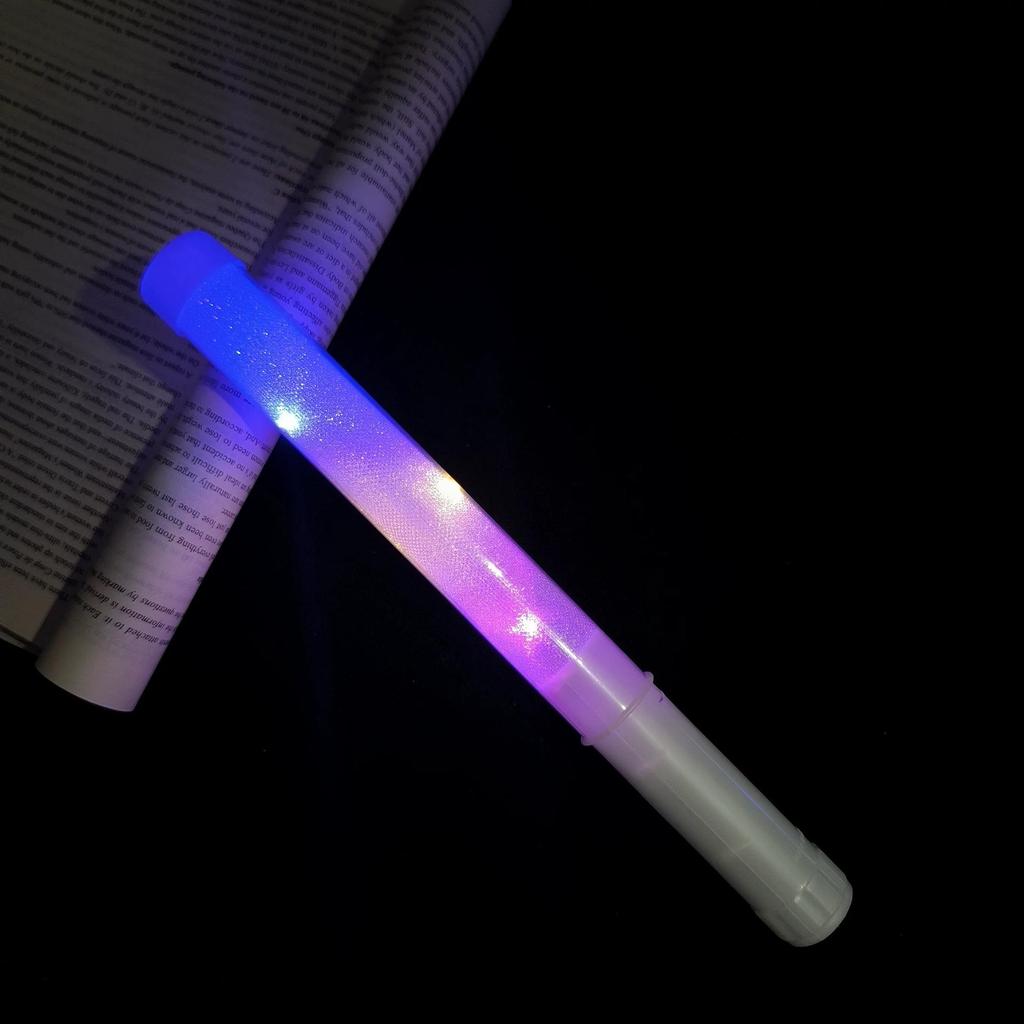 Seven-Color Concert Light-Up Glow Stick for Parties and Events