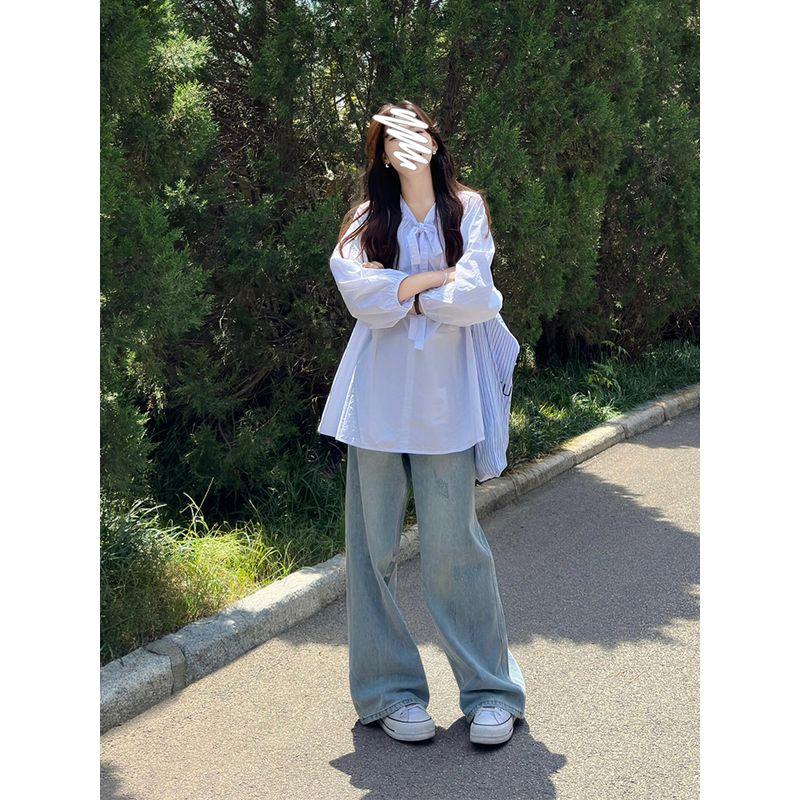 

Рубашка белая с рукавами-фонариками большого размера, с бантом и завязками, женская, летняя, в нишевом стиле, в стиле idle, свободного кроя, визуально стройнящая, топ, футболка White L