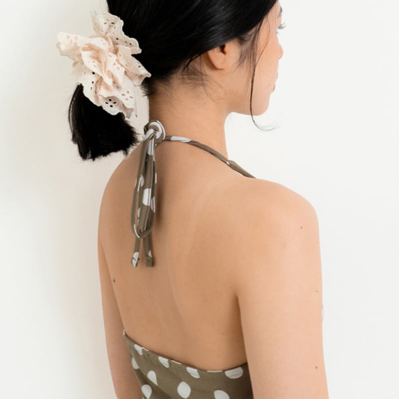 Geegee Floral Lace Hair Scrunchie - Ivory