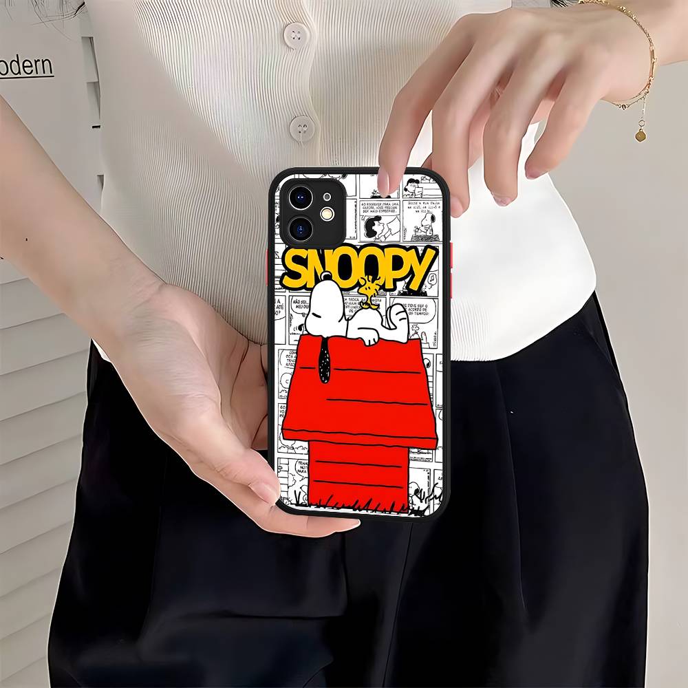 Cute Cartoon S-Snoopys For IPhone 16 15 14 13 12 11 Pro Max X XS MAX Plus Translucent Black Phone Cover
