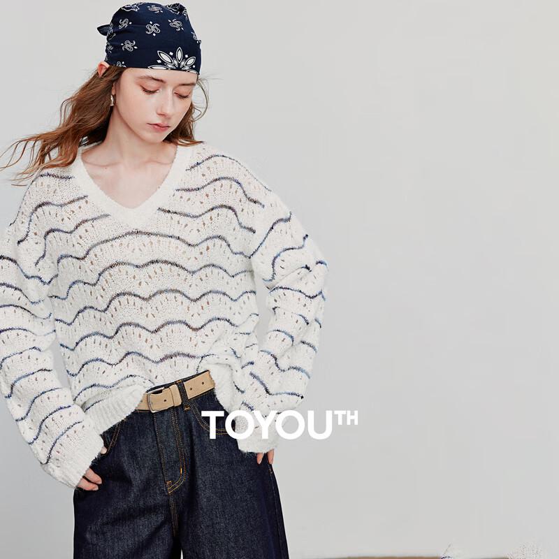 

Женский ажурный вязаный кардиган свободного кроя с волнообразными полосками S