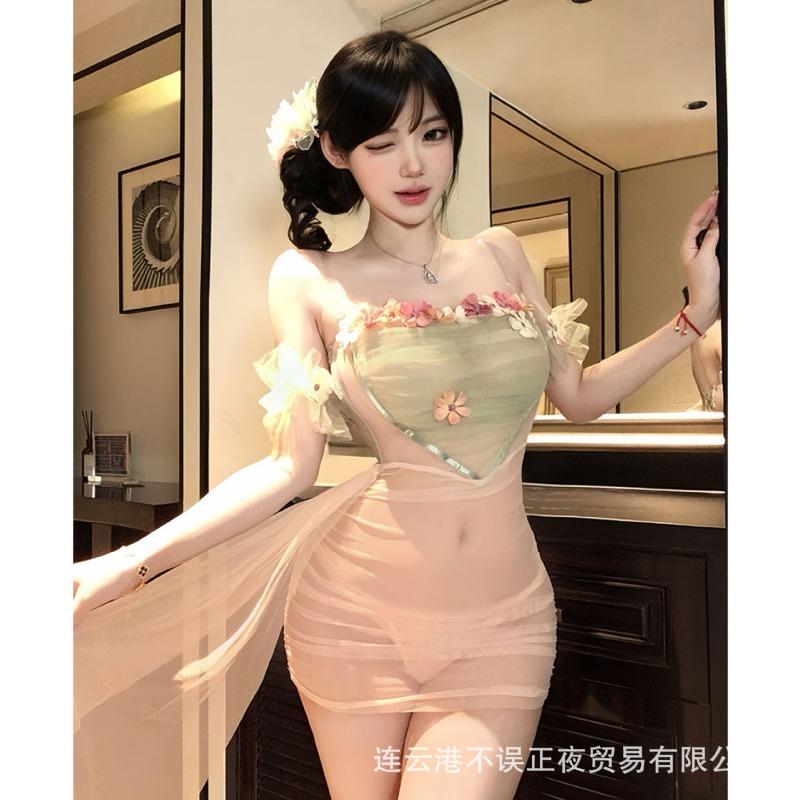 Sexy underwear, sexy wife hip skirt, pure desire to flirt, small chest pajamas, no-take uniform suit, women