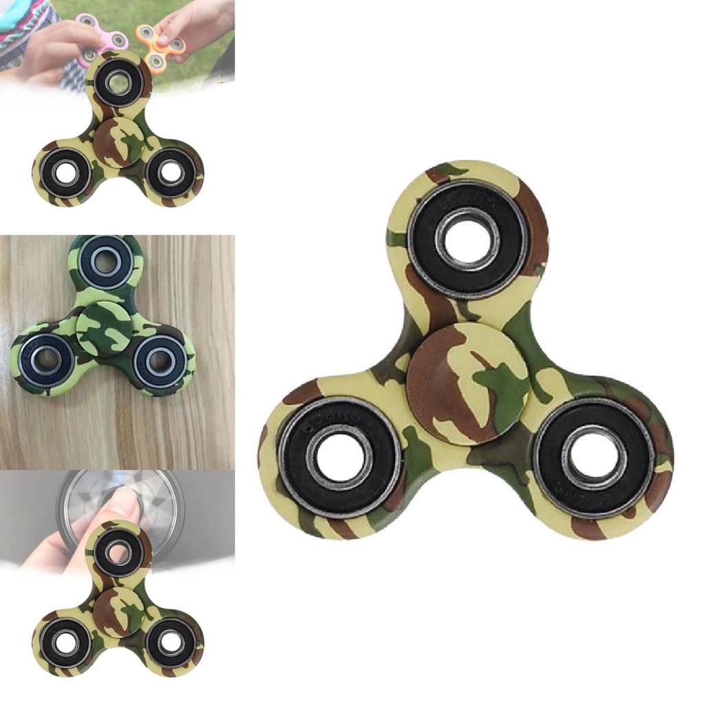 Colorful Plastic Fidget Spinner Kids Toy Yellow Cartoon Illustration