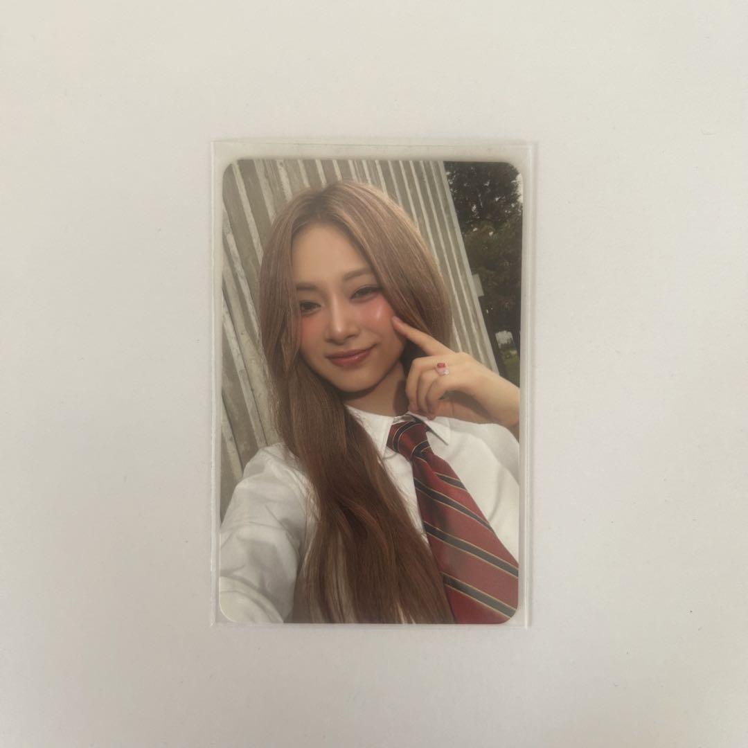 

[USED] TWICE Trading Card Strategy Tzuyu