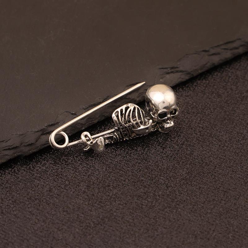 Punk Halloween Vintage Skull Pin Dark Goth Brooch Clothes Waist Accessories
