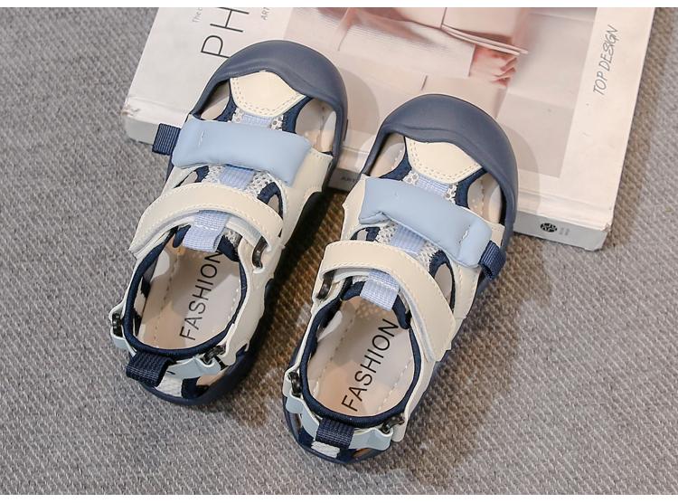 

Girls sandals Summer New children s beach shoes Korean version fashionable sports sandals headwear casual for older children 37