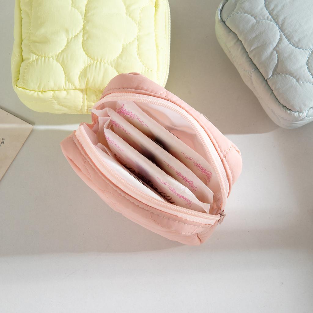New Cloud Cosmetics Organizer Makeup Pouch Sanitary Pad Pouch Girls Portable Travel Toiletry Bag Sanitary Towels Organizer Bags