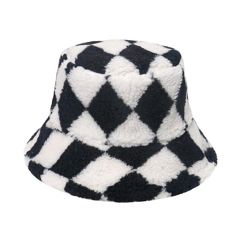 Spot 2025 autumn and winter Europe and America new warm geometric rhombus lattice bucket hat lamb wool pot hat foreign trade