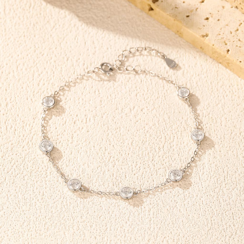 925 Sterling Silver Trendy Sparkling Round Clear CZ Charm Bracelet for Women Daily Wear Fine Jewelry Accessories