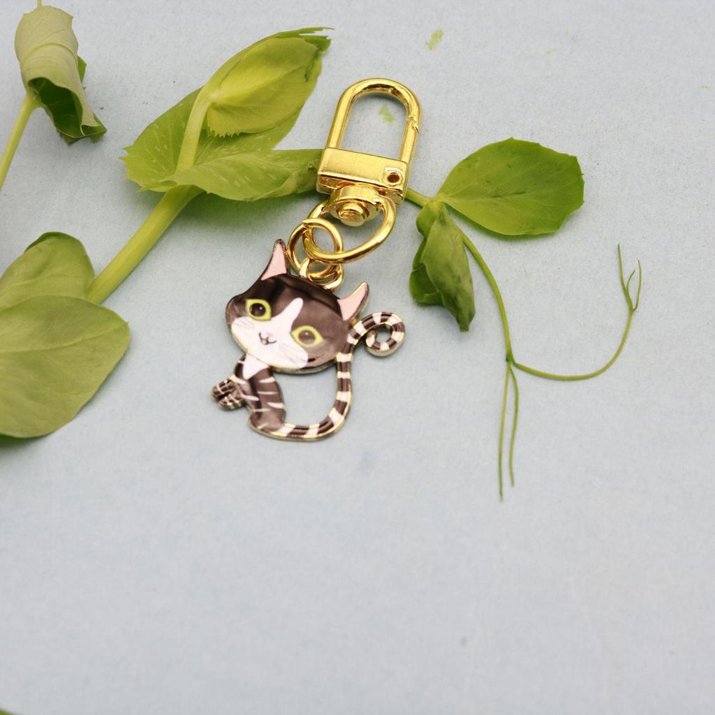 Adorable Alloy Little Cat Keychain Charm for AirPods and Mini Bags
