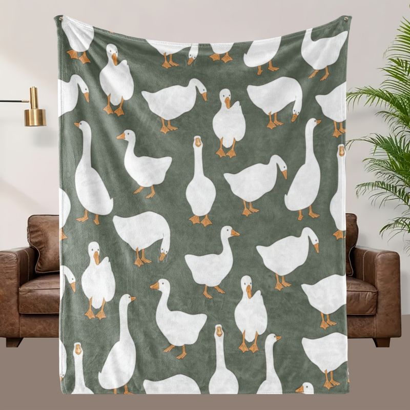 Vikama Minimalist Duck Print Flannel Blanket Soft Plush All Season Throw For Living Room Bedroom Office Camping