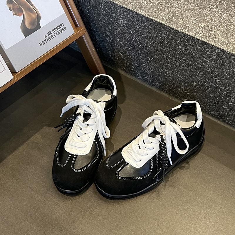 

Ретро немецкие тренировочные кроссовки женские 2025 новая цветовая гамма шнуровка круглый носок повседневные спортивные кеды на платформе универсальные увеличивающие рост Forrest Gump sho 36 чёрный