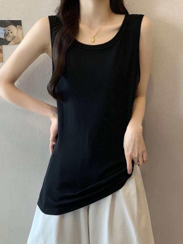 2026 Women's Plus Size Racerback Tank: Solid Color Sleeveless Camisole for Summer